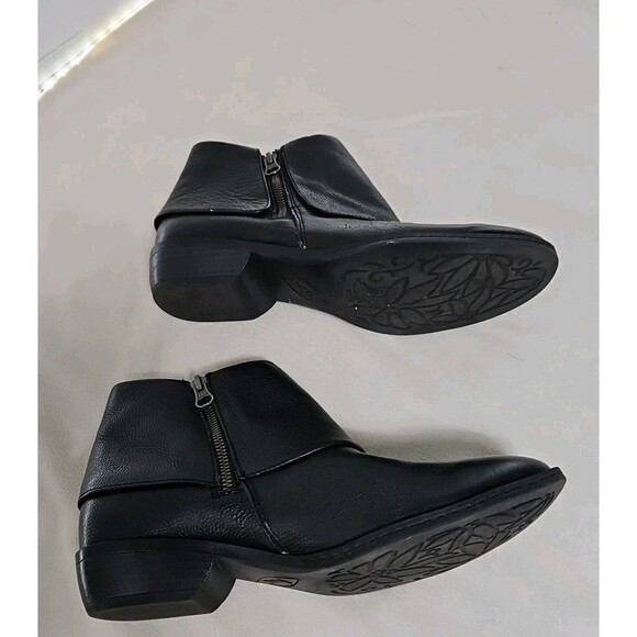 BOC Born Womens Size 9M Black Leather Dual Zip Ankle  Boots Retro Look - Picture 4 of 10